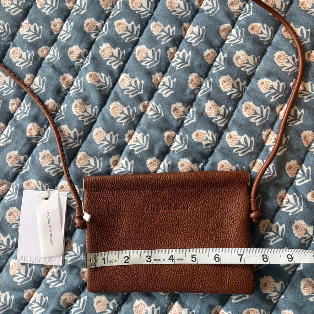 Brown Leather Crossbody Bag NWT Quiet Luxury European Design Mus & Bombon - Picture 5 of 7